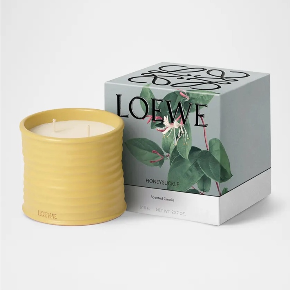 Loewe 21.5 oz Medium Honeysuckle Candle